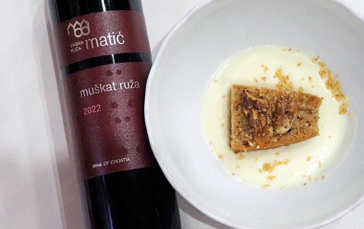 Vino uz žlicu u krčmi Pri dečkima: Tradicionalna kuhinja na suvremen način