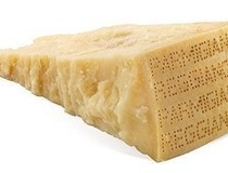 Prodaja parmezana porasla za 15%