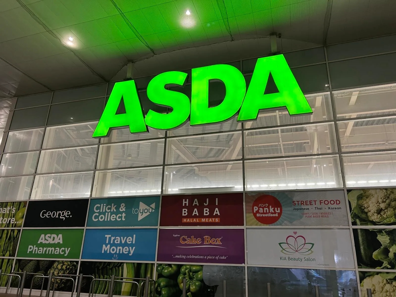 Asda testira veleprodajni model u Škotskoj