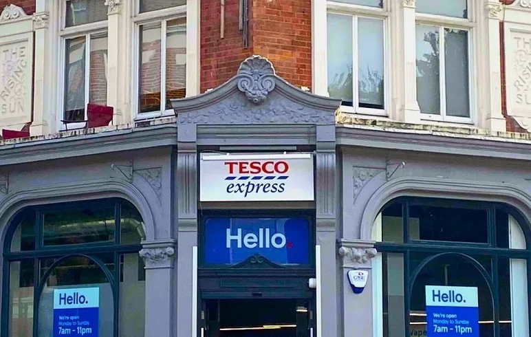 Tesco zainteresiran za preuzimanje lanca Majestic Wine