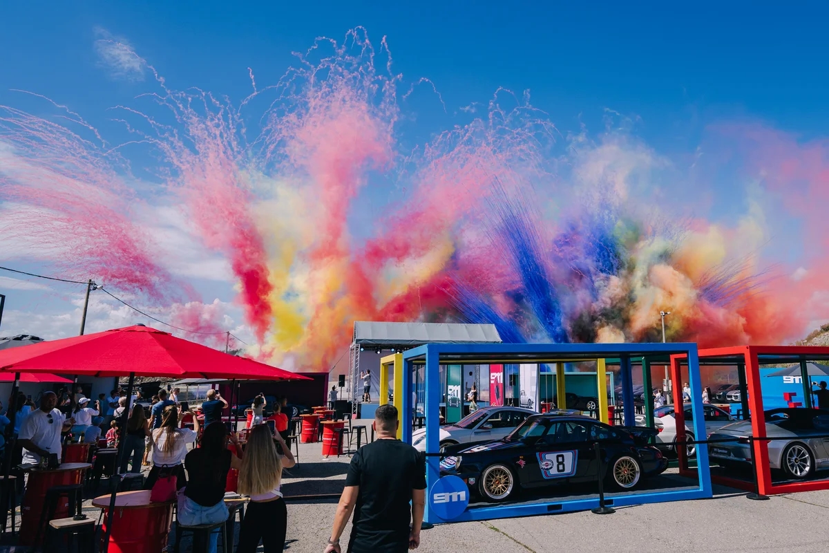 Tisuću posjetitelja uživalo u brzini, sportskim automobilima i adrenalinu